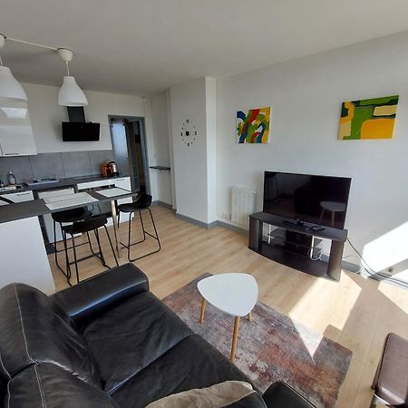 Le Voltaire - T2 Neuf Face Pyrenees Apartment Tarbes Ngoại thất bức ảnh