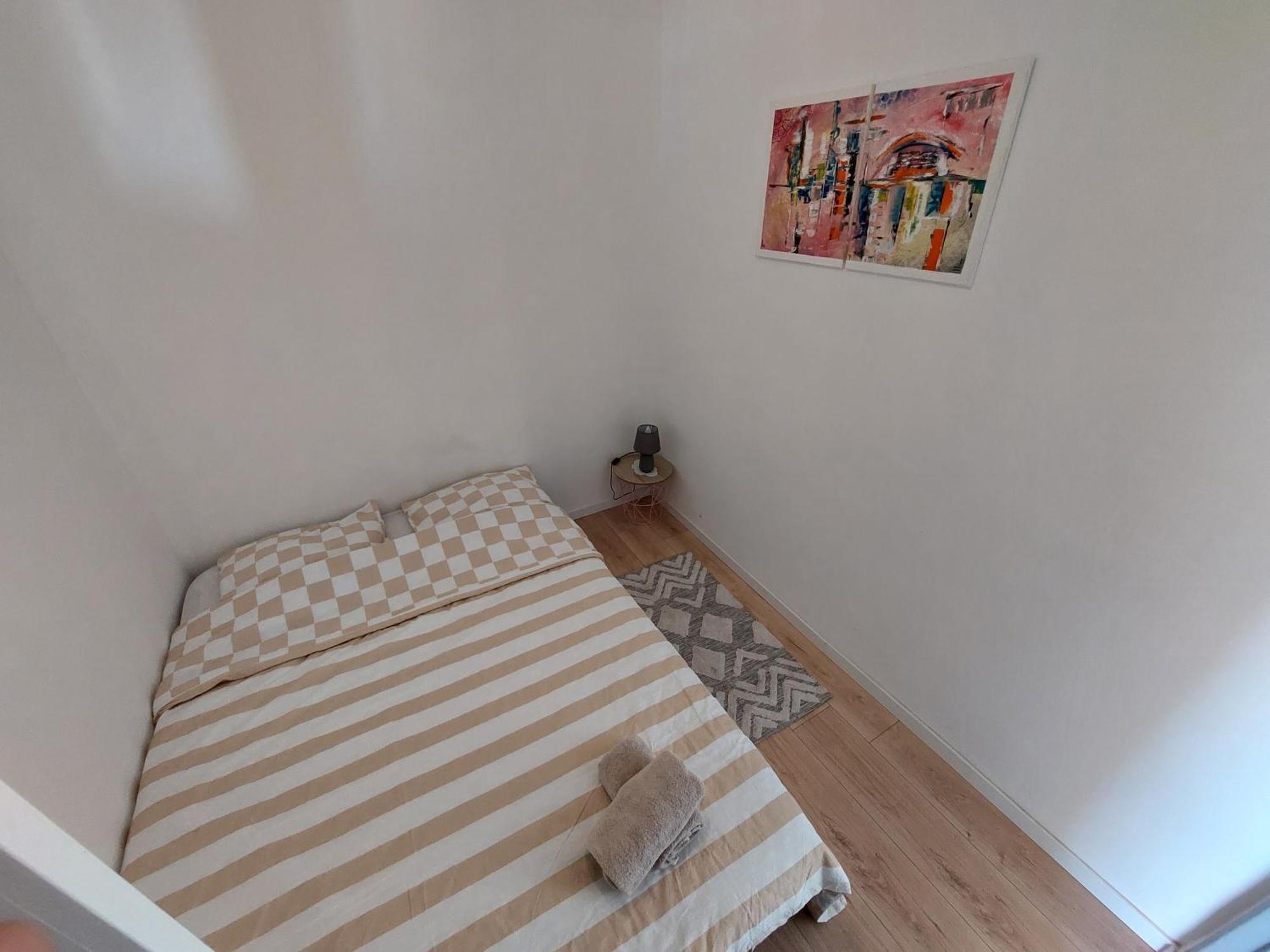 Le Voltaire - T2 Neuf Face Pyrenees Apartment Tarbes Ngoại thất bức ảnh
