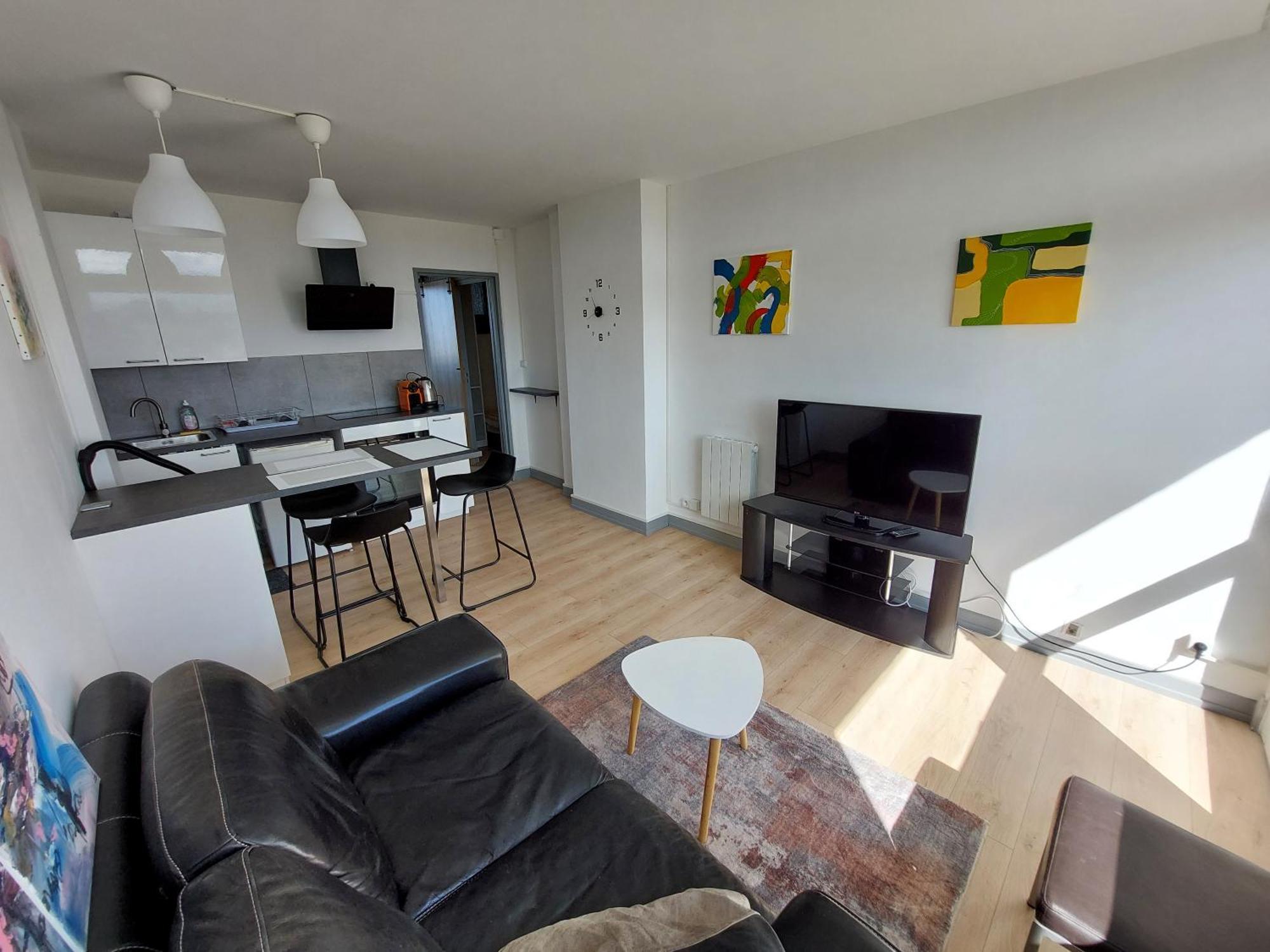 Le Voltaire - T2 Neuf Face Pyrenees Apartment Tarbes Ngoại thất bức ảnh